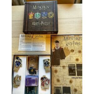 Harry Potter Munchkin Deluxe Game, 100% COMPLETE Gift Board Game Wizarding World